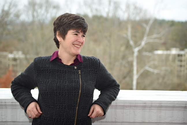 Photograph of poet Lesley Wheeler